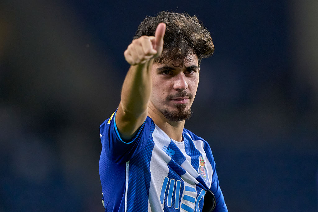 Liverpool weighing up move for Porto midfielder Vitinha this summer