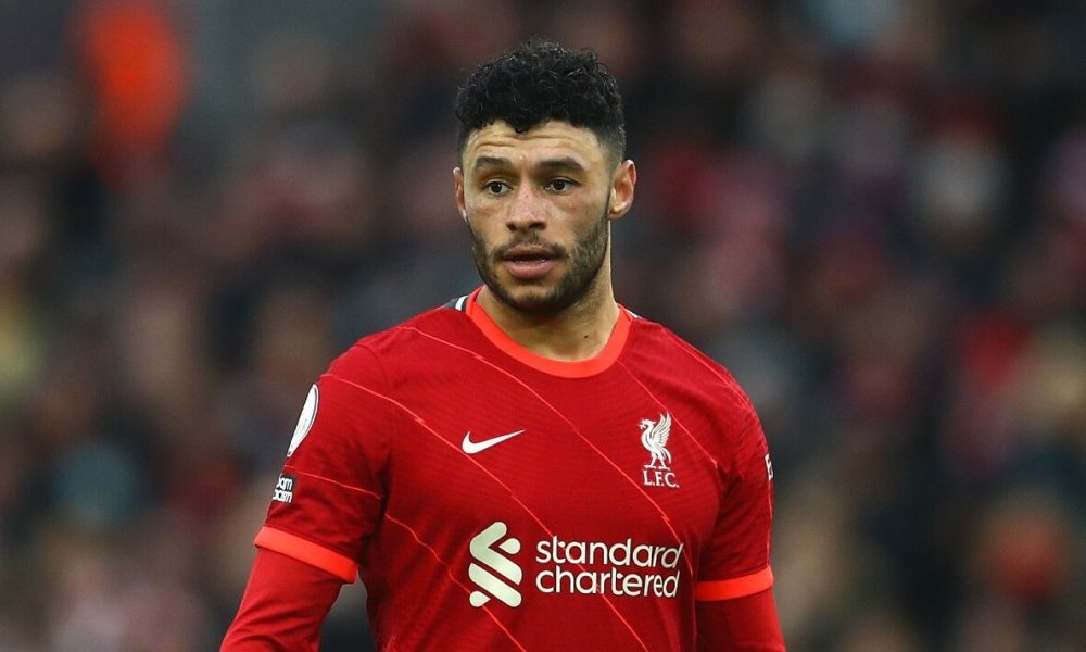 Liverpool midfielder Alex Oxlade-Chamberlain backed for Aston Villa move